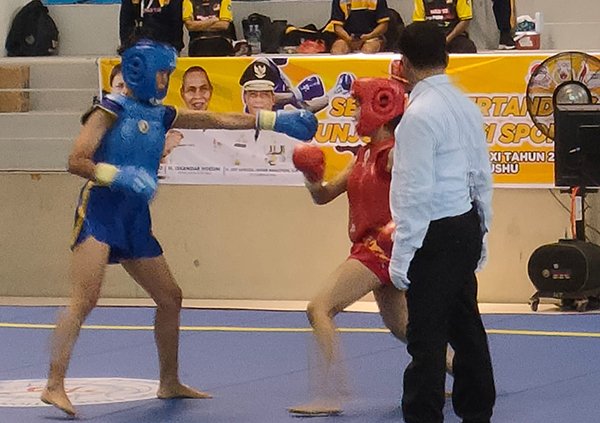 Wushu Porwil XI: Putri Damayanti Lolos ke Perempat Final