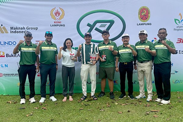 Turnamen Golf Selesai, Alexander Nicholas Juara U-23