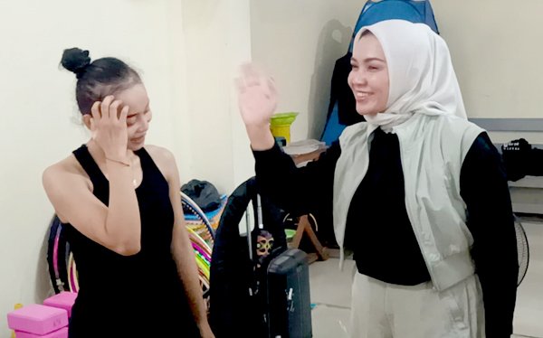 Batin Wulan Support Tri Ikut Kejuaraan Senam Ritmik di Brasil