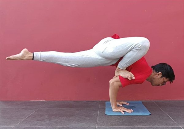 Syamsu Rizal: Yoga Untuk Mengenali Tubuh Sendiri