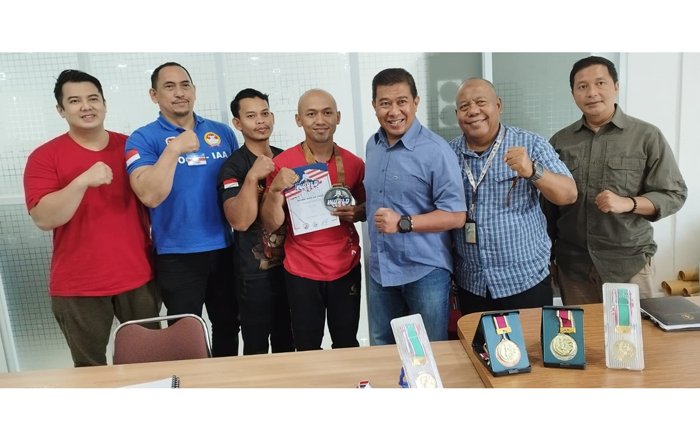Laporkan Prestasinya Di Kejuaraan Dunia, Widodo Diterima Deputi 3 Kemenpora