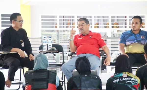 Amalsyah Ingatkan Pesilat Perhatikan Berat Badan